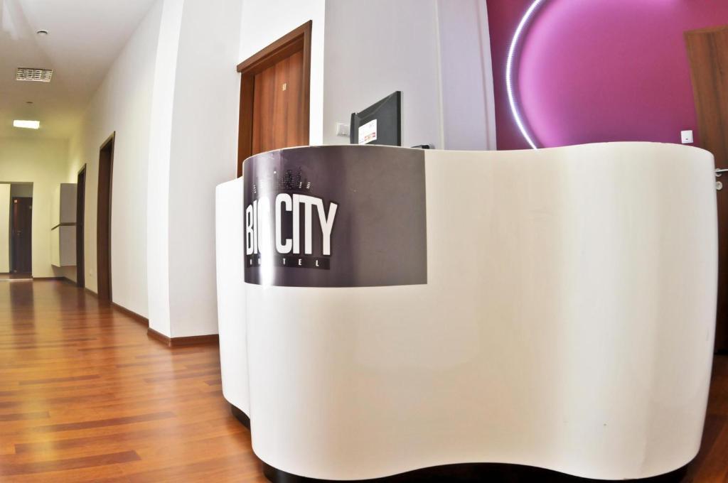 Big City Hostel Wrocław Exterior foto
